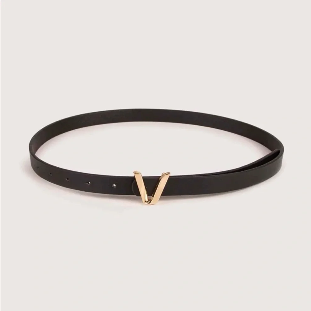 Last One! “V” Designer Inspired Black & Gold Belt OS - Picture 5 of 8
